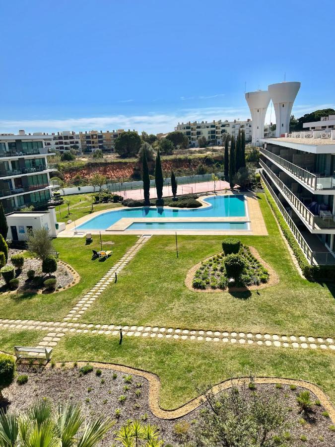 Superbe Appartement Spacieux Avec Terrasse Vue Piscine Виламура Экстерьер фото